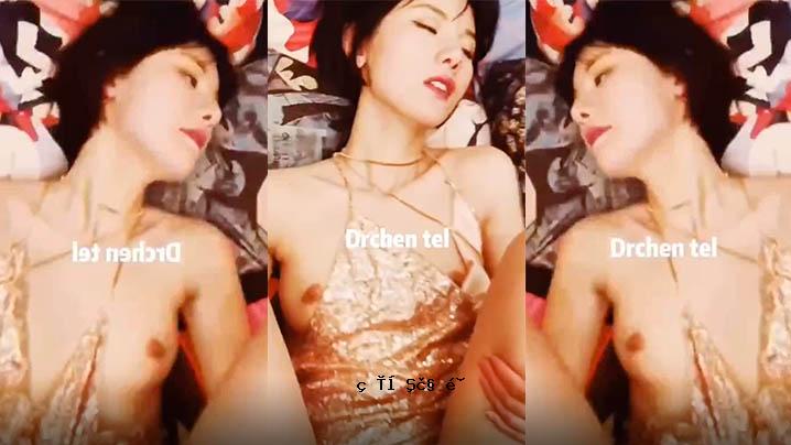 一位热情的女性朋友和一位男性朋友被泄露